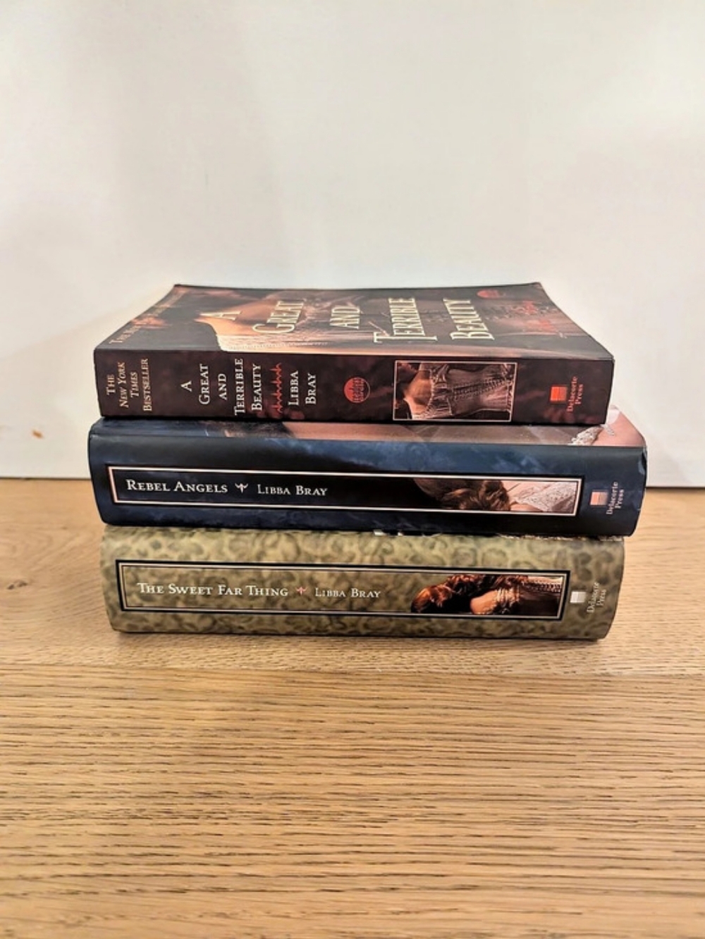 A Great And Terrible Beauty trilogy - Libba Bray